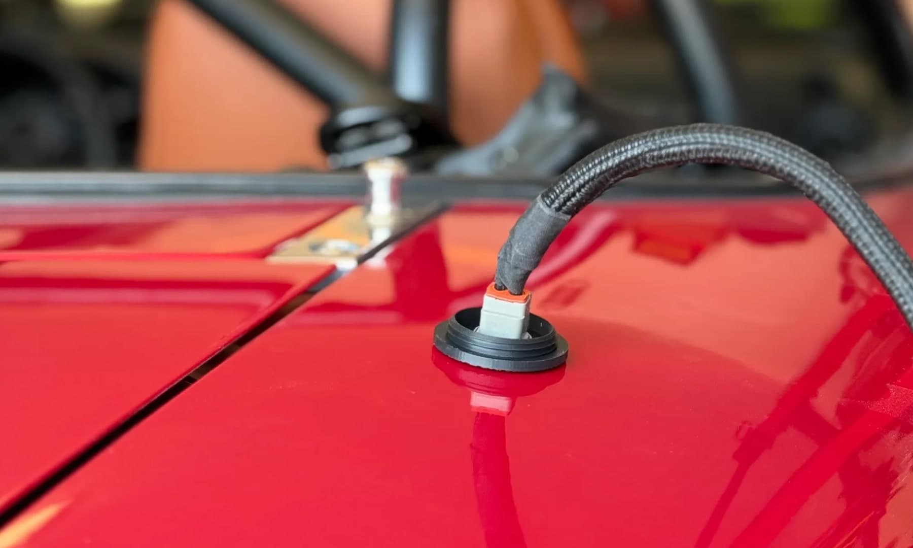 Miata antenna replaced with a plug